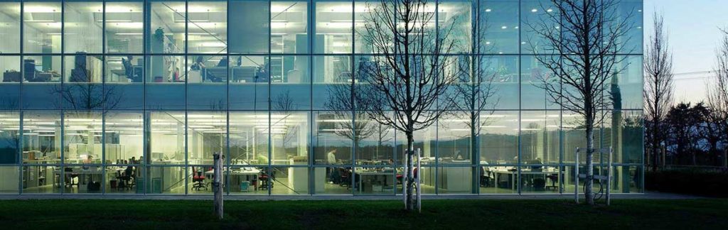 Nhôm Kính Công Tâm Parner